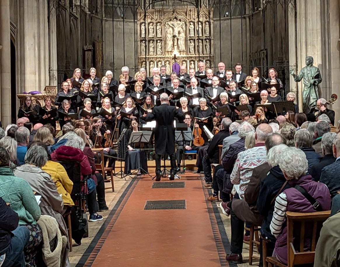 Northampton Philharmonic Choir singing